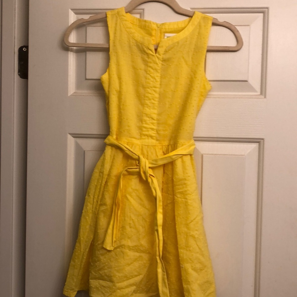 Girls yellow dress